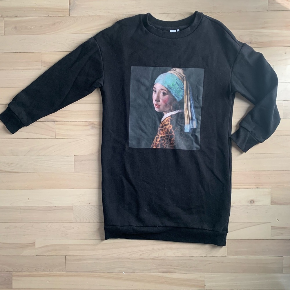 TWIK by Simons - Graphic Sweater dress - Picture 2 of 8